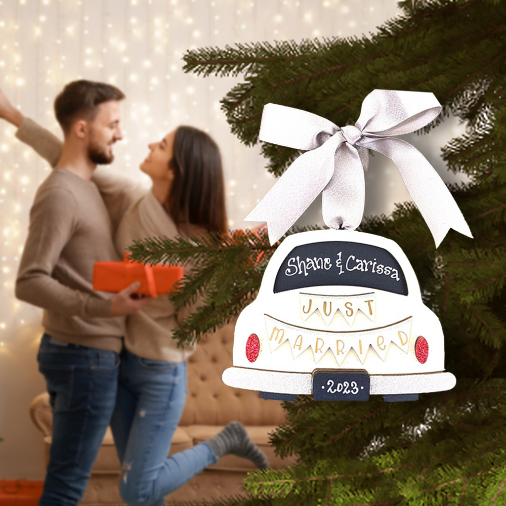 Personalized Wooden Ornament Just Married - Christmas Gift, Ornament For Newly Wed Couple