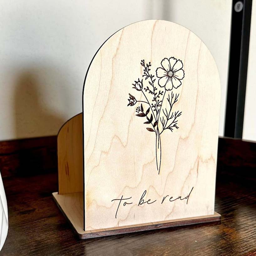 Personalized Birth Flower To Be Read Book Stand