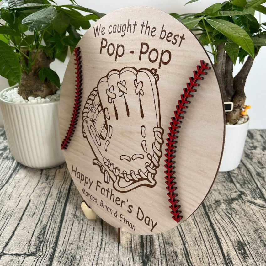 We Caught The Best Round Handprint Sign - Father's Day Gift
