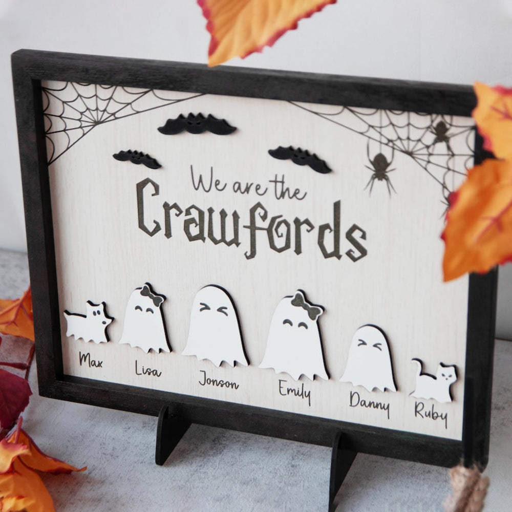 Personalized Halloween Wooden Sign Family Ghosts and Pets - Halloween Decorations