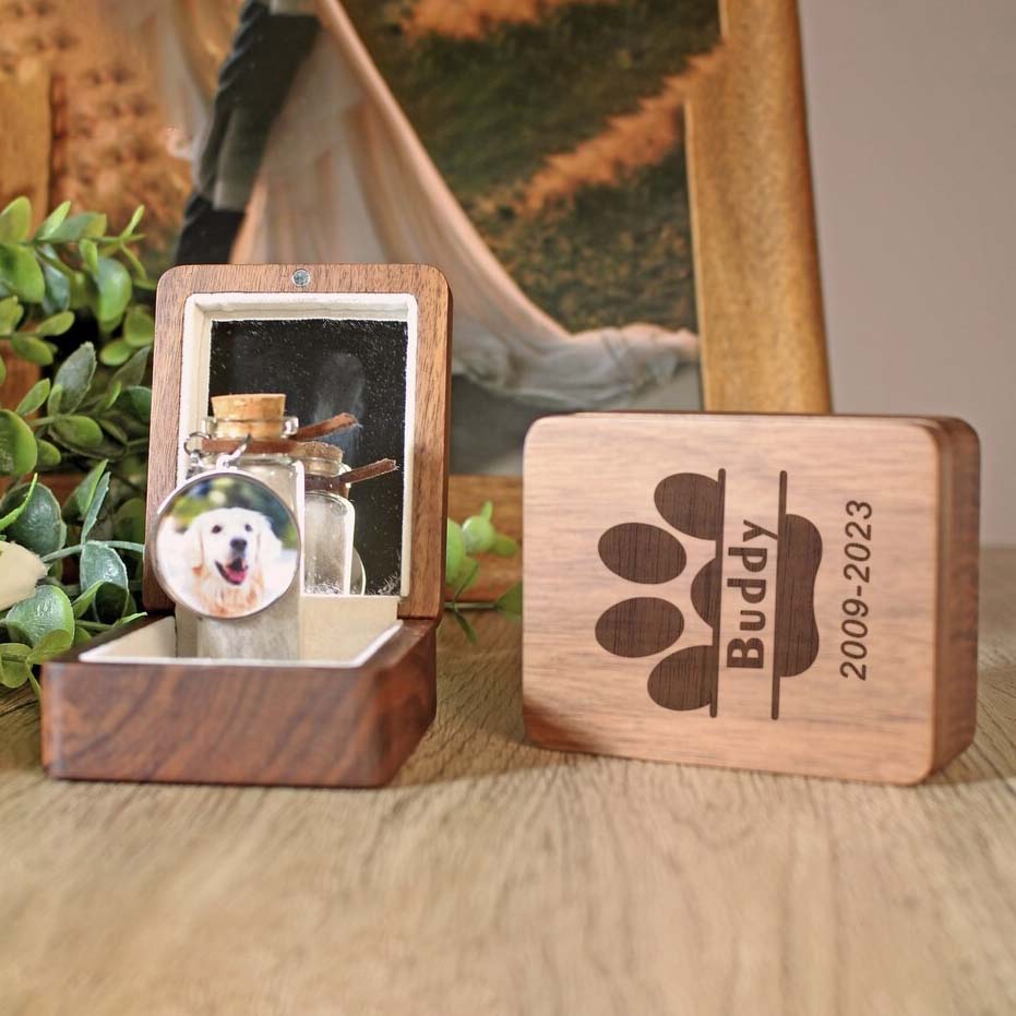 Custom Memorial Keepsake Box for Pet