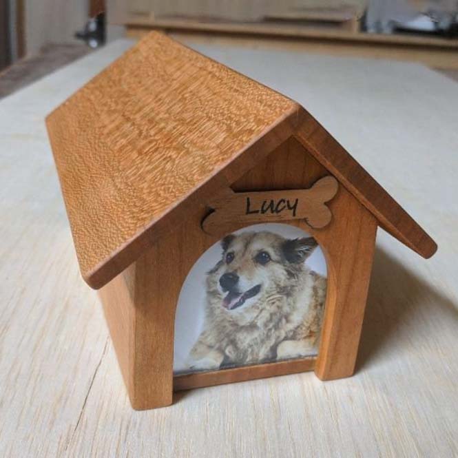 Personalized Doghouse Urn