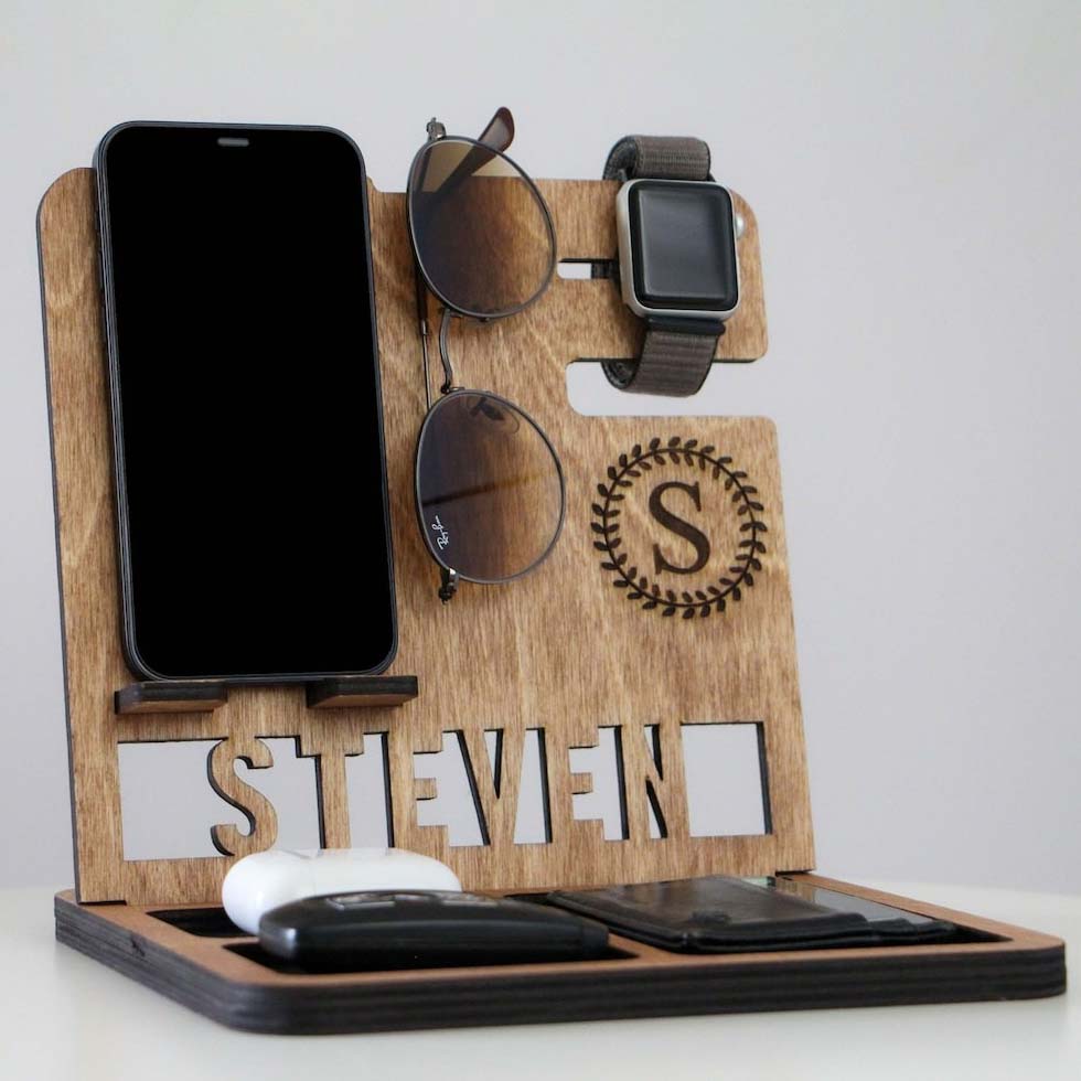 Personalized Docking Station, Christmas Gift for Men