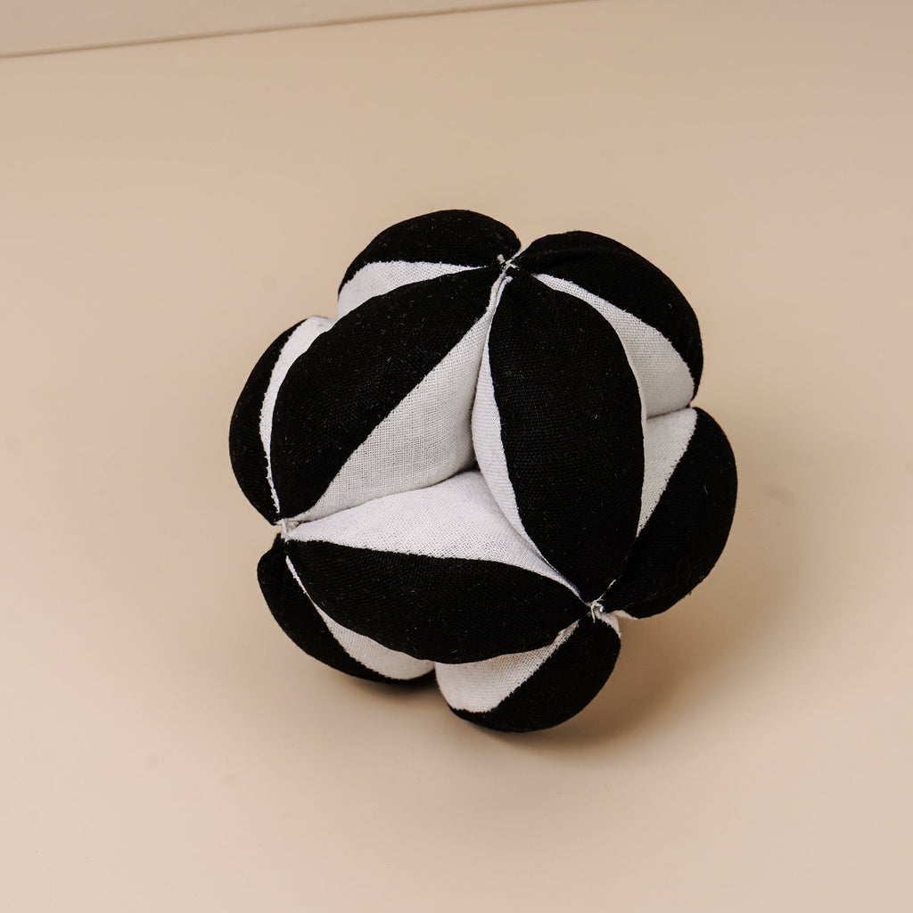 Cotton sensory ball