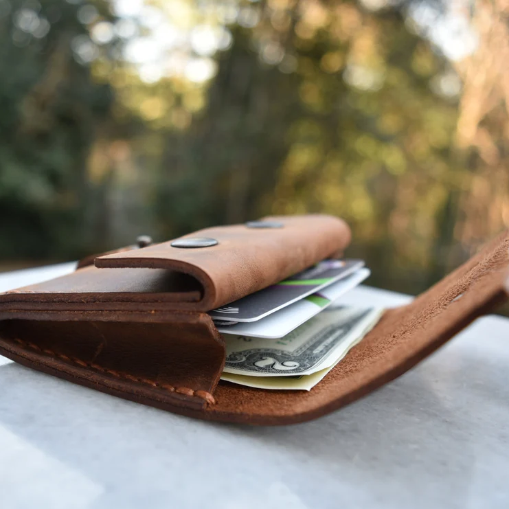 Leather Minimal Front Pocket Wallet - Last Minute Father's Day Gifts