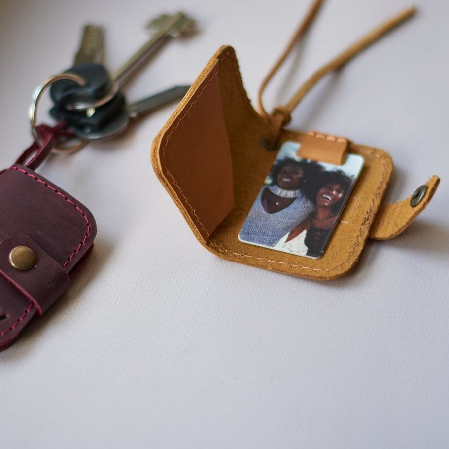 Leather Photo Frame Keychain - Father's Day Gifts